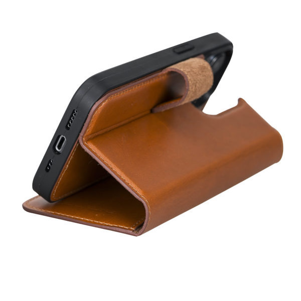 iPhone 13 Pro – Detachable wallet case – Burcht Trecht Cognac